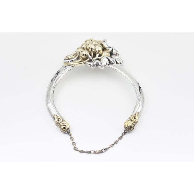 Vintage 1980s Sterling Silver Bib Necklace With Structural Grape Design For Sale In Miami - Image 6 of 11