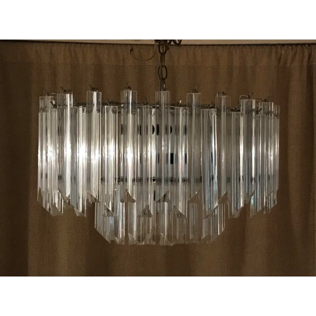 1970s 1970s Lucite Teired 10 Light Chandelier For Sale - Image 5 of 12