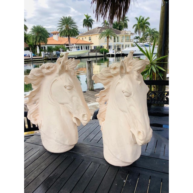 Sculpture Materials Large 20th Century Plaster Neoclassical Horse’s Sculpture in the Style of Ralph Lauren - Set of 2 For Sale - Image 7 of 9