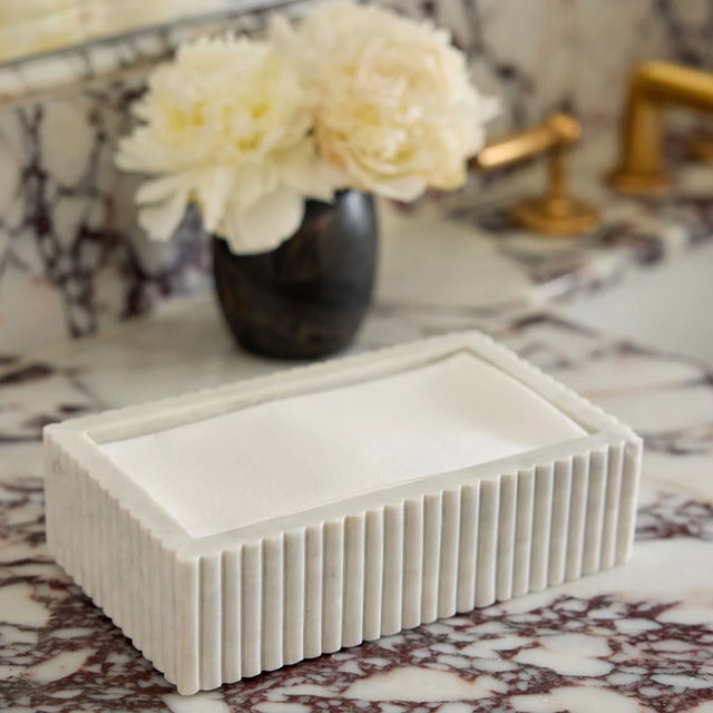 Designed in collaboration with Elements of Style author and interior designer, Erin Gates. Transform your guest bathroom...