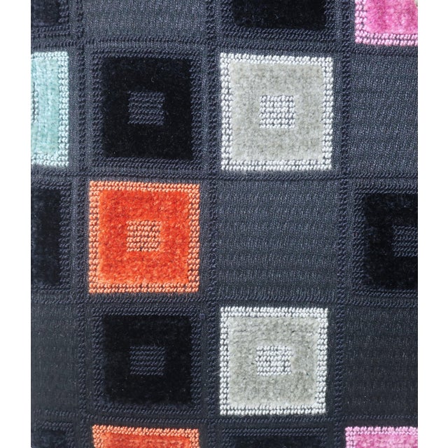 Lewis Black Cut Velvet Mod Handbag With Geometric Pattern, 1960's For Sale In Atlanta - Image 6 of 13