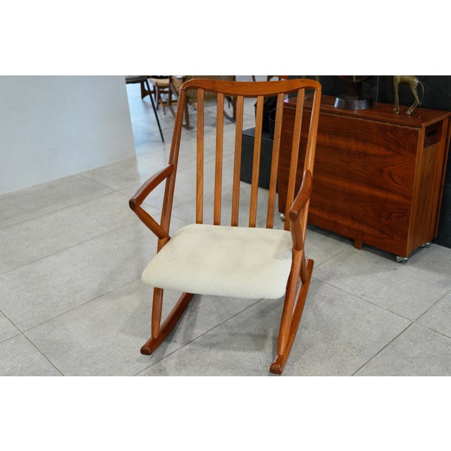 1960s 1960s Benny A. Linden Danish Rocking Chair – Honey Teak & Cream Upholstery MCM For Sale - Image 5 of 15