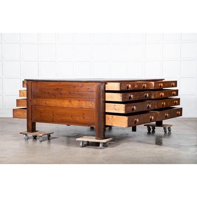 Large 19th Century English Pine Double Sided Work Table, 1890 For Sale - Image 15 of 18