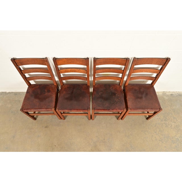 L. & J. G. Stickley Antique Mission Oak Arts & Crafts Ladder Back Dining Chairs | Set of Four For Sale In South Bend - Image 6 of 16