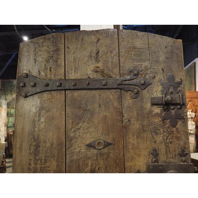 Antique French Oak and Iron Studded Entry Door From Provence, 19th Century For Sale In Dallas - Image 6 of 18