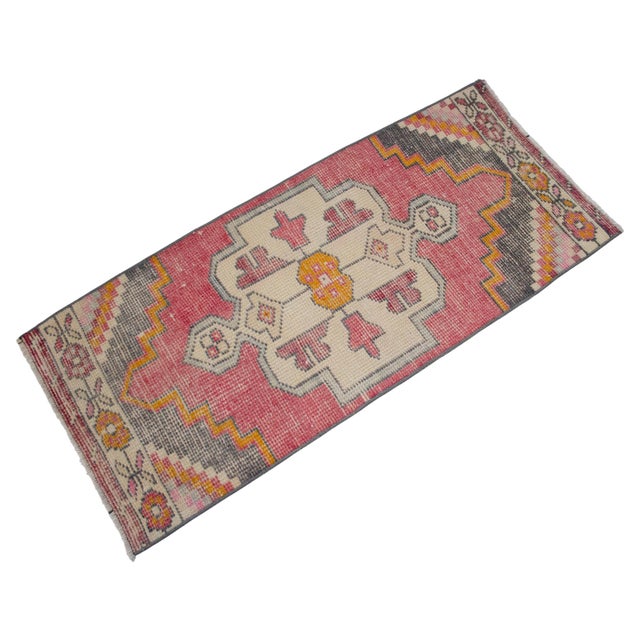 1970s Hand Knotted Door Mat, Entryway Rug, Bath Mat, Kitchen Decor, Small Rug, Turkish Rug - 1′7″ × 3′6″ For Sale - Image 5 of 13