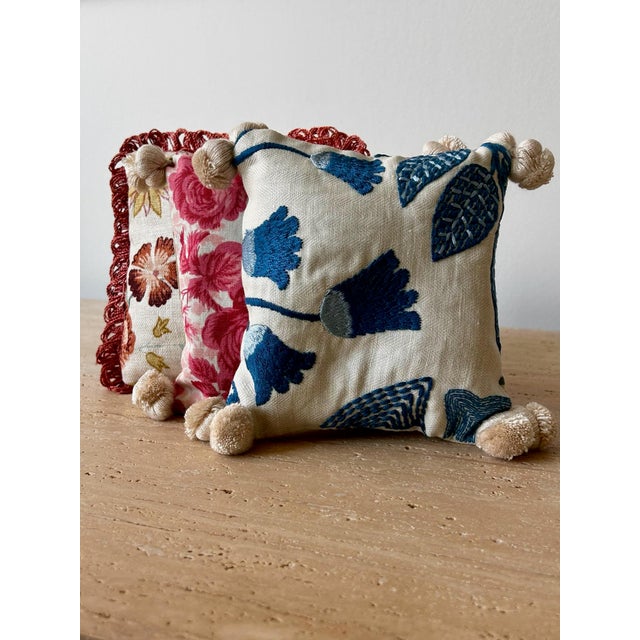 English Schumacher, Alice Sergeant, Sanderson, Chelsea Textiles Lavender-Filled Designer Decorative Pillows - Set of 3 Small For Sale - Image 3 of 12