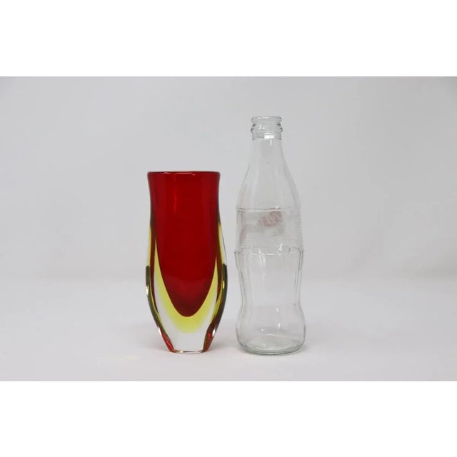 Small Art Glass Vase attributed to Flavio Poli for Seguso, 1960s For Sale - Image 11 of 12