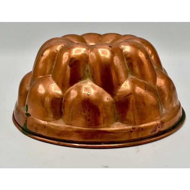 Rustic European 19th Century French Solid Copper Culinary Mould With Hanging Ring For Sale - Image 3 of 8
