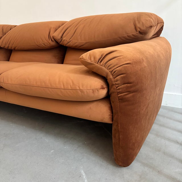Textile Three-Seater Sofa in Brown Velvet, 1970s For Sale - Image 7 of 12