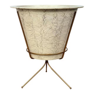 Mid-Century Atomic Cream & Gold Fiberglass Planter W/ Tripod Stand For Sale