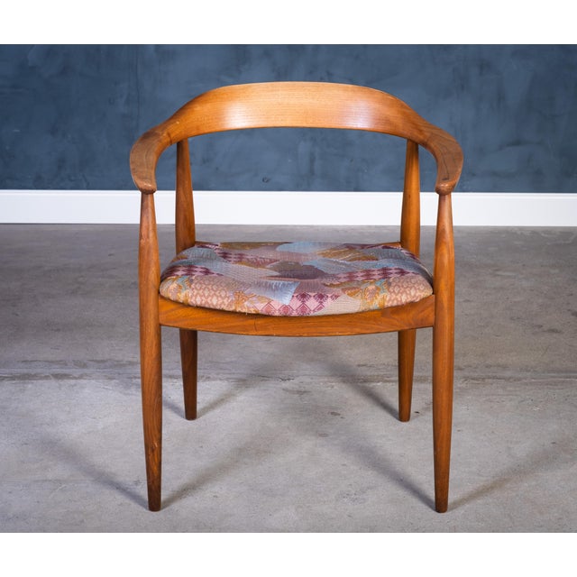 Mid-Century Modern Vintage Danish Armchair by Illum Wikkelsø for Niels Eilersen, 1960s For Sale - Image 3 of 9