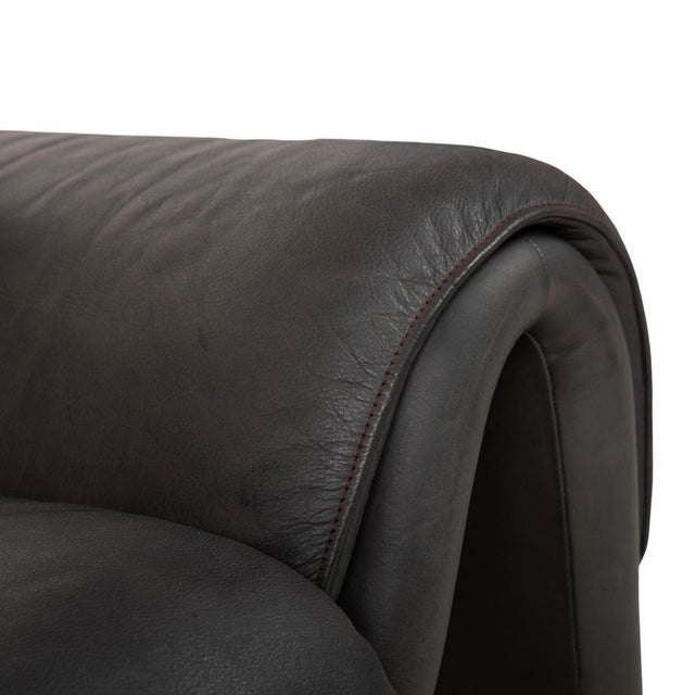 Modern Black Leather DS-2011 Two-Seater Sofa from De Sede For Sale - Image 3 of 18