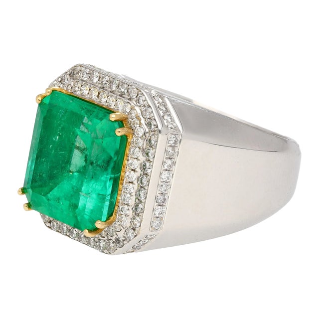 GRS 9.54 Carat Colombian Emerald Insignificant Oil and Diamond Halo Mens Ring, Size 8.5 For Sale In Miami - Image 6 of 11