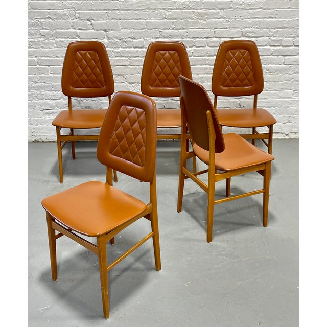 Set of 5 - Mid Century Modern Scandinavian Dining Chairs | Diamond Stitched Upholstery, C. 1960's For Sale - Image 10 of 15