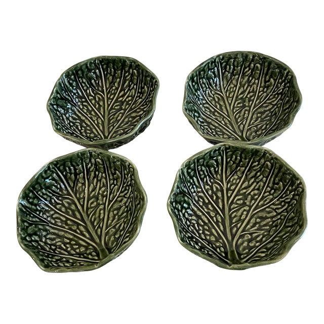 Vintage Cabbage Ware Bowls Set of 4 For Sale