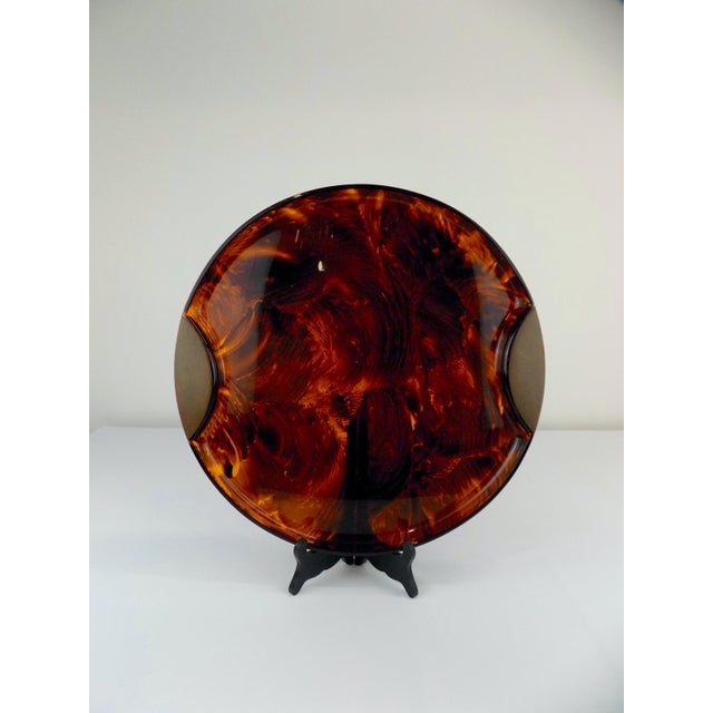 Vintage Round Acrylic Tray with Brass Details from Guzzini, 1970s For Sale - Image 6 of 6