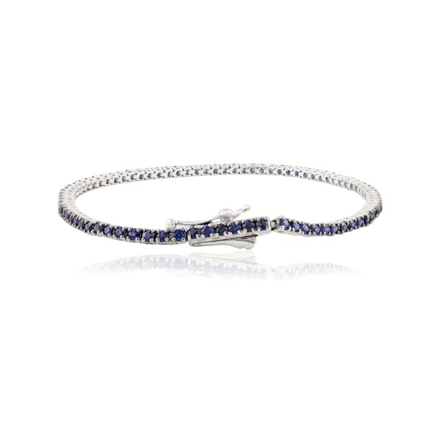 Unisex Blue Sapphire Cable Chain Bracelet in 18k White Gold For Sale - Image 4 of 12