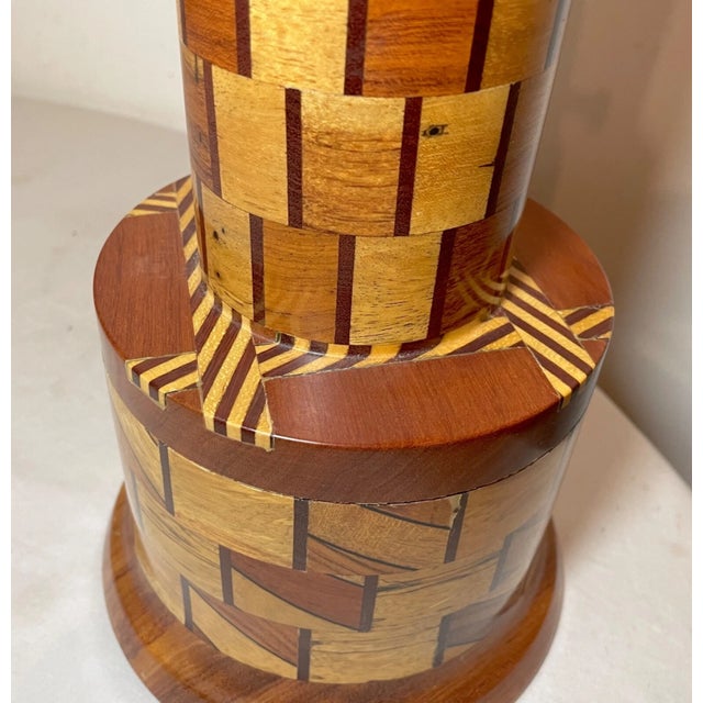 1990s Handmade Tall Turned Parquetry Natural Wood Modern Electric Table Lamp Sculpture For Sale - Image 13 of 13