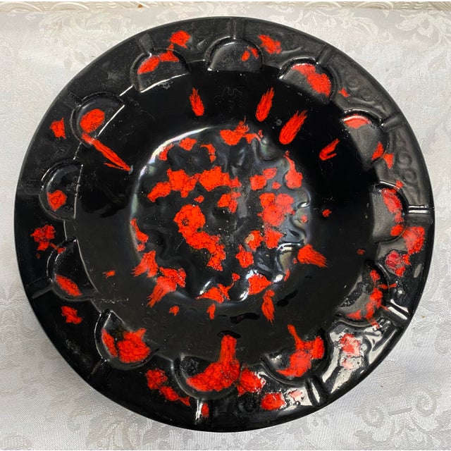 Mid-Century Sunburst Splatter Hand Made Ceramic Bowl Ashtray For Sale - Image 6 of 8