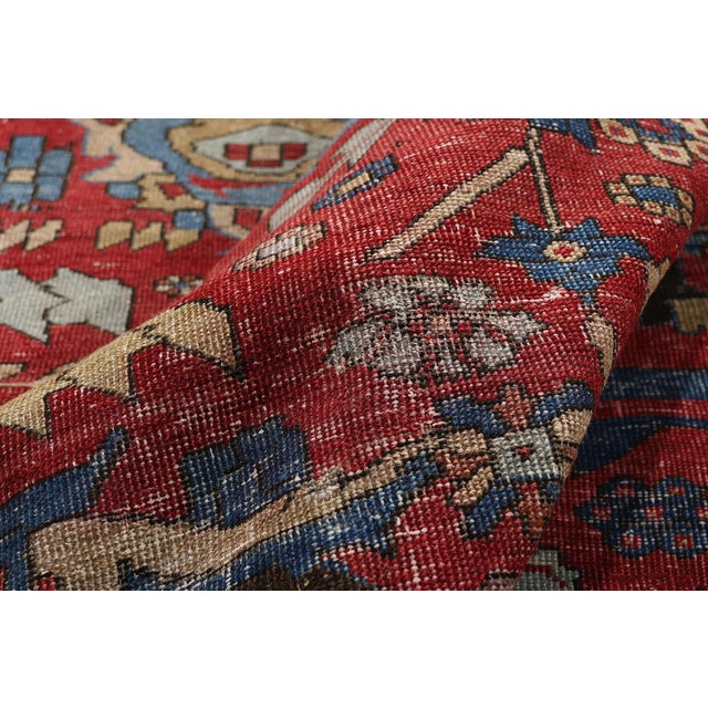 Late 19th Century Persian Serapi Rug, 08'04 X 10'00 For Sale In Dallas - Image 6 of 10
