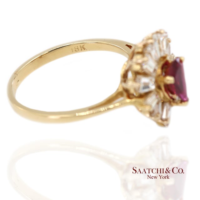 18k(750) Yellow Gold Natural Diamond Ballerina Ruby Ring, Size 6.5 For Sale - Image 9 of 14