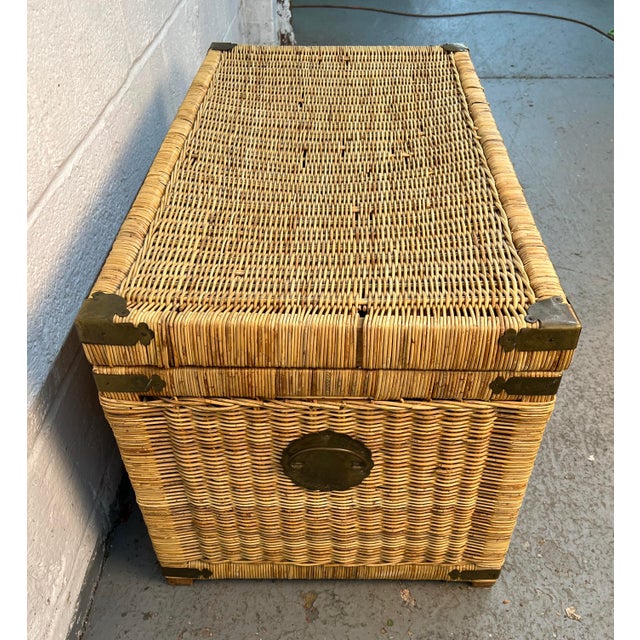 Vintage Asian Chinoiserie Wicker Trunk With Brass Hardware For Sale - Image 9 of 17