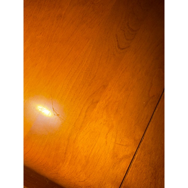 1950s Heywood Wakefield 13 Piece Dining Set- Original Finish- Dog Biscuit For Sale - Image 16 of 18