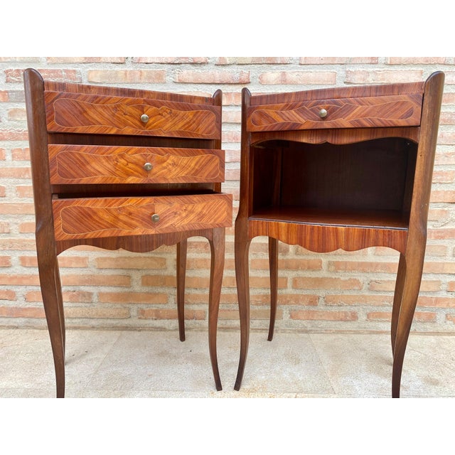 Early 20th Century French Marquetry and Iron Hardware Bedside Tables or Nightstand, A Pair For Sale - Image 9 of 18