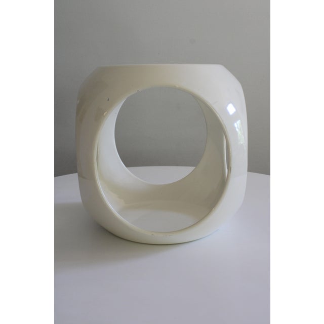 1970s Vintage 60s 70s Space Age Fiberglass Side Table Stool Attributed to Luigi Colani For Sale - Image 5 of 11