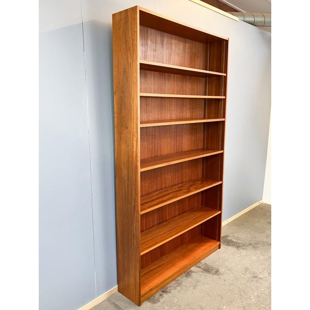 Bookshelf in Teak, 1960s For Sale - Image 4 of 6