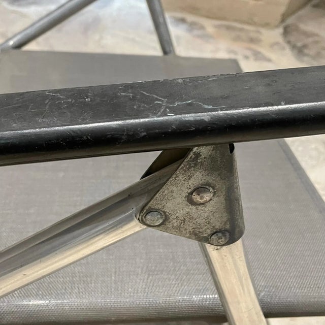 Gray Mid-Century Modern Pair of Modern Folding Beach Lawn Chairs in Gray by Telescope Ny For Sale - Image 8 of 13