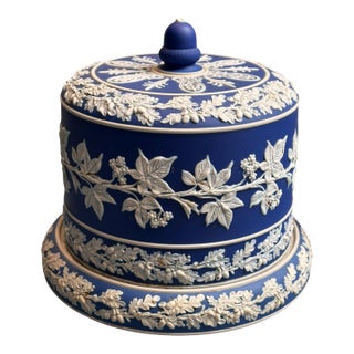 Antique 19c English Jasperware Cheese Dome by Dudson Stilton, Style of Wedgwood, Circa 1860 For Sale