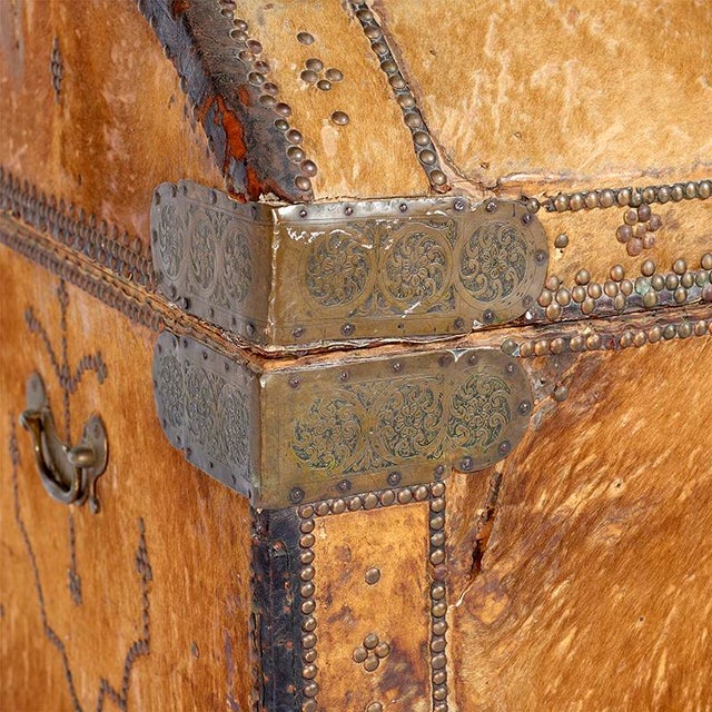 Late 19th Century 19th Century Schumacher Italian Provincial Chest For Sale - Image 5 of 7