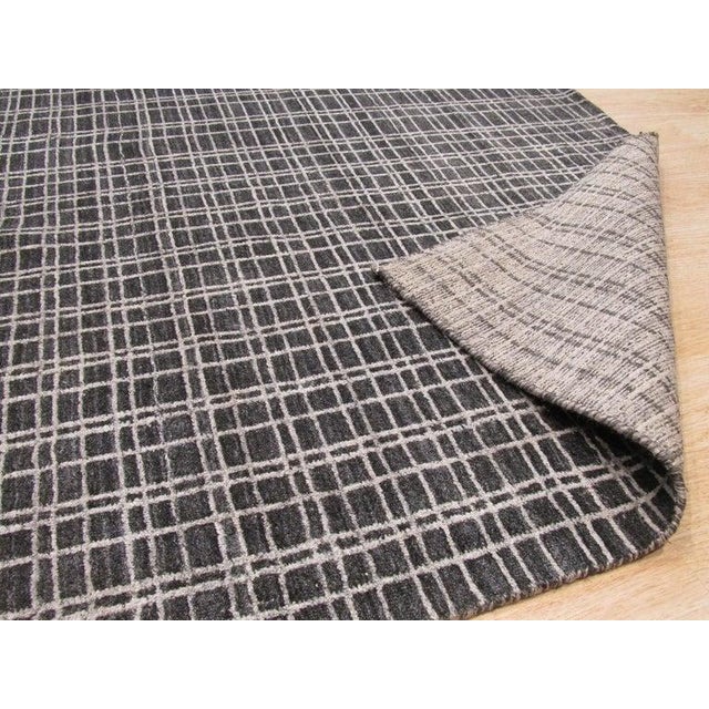5x8 Gray Hand-Knotted Bamboo Silk Linen Texture Weave Geometric Carpet Rug For Sale - Image 4 of 5