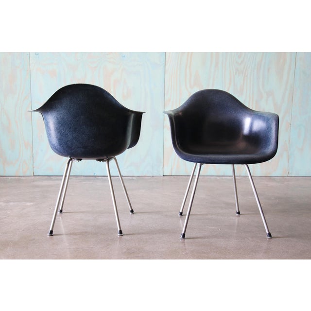 Set of 4 Navy Blue Fiberglass Eames Shell Armchairs for Herman MIller C. 1960s For Sale - Image 6 of 16