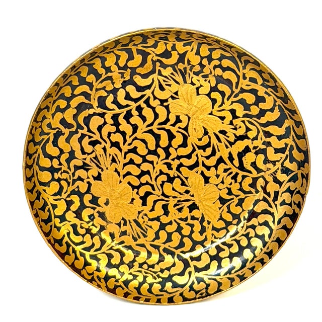 Pair of Japanese Meiji Miniature Gold Maki-e Lacquer Takatsuki Stands For Sale - Image 9 of 11