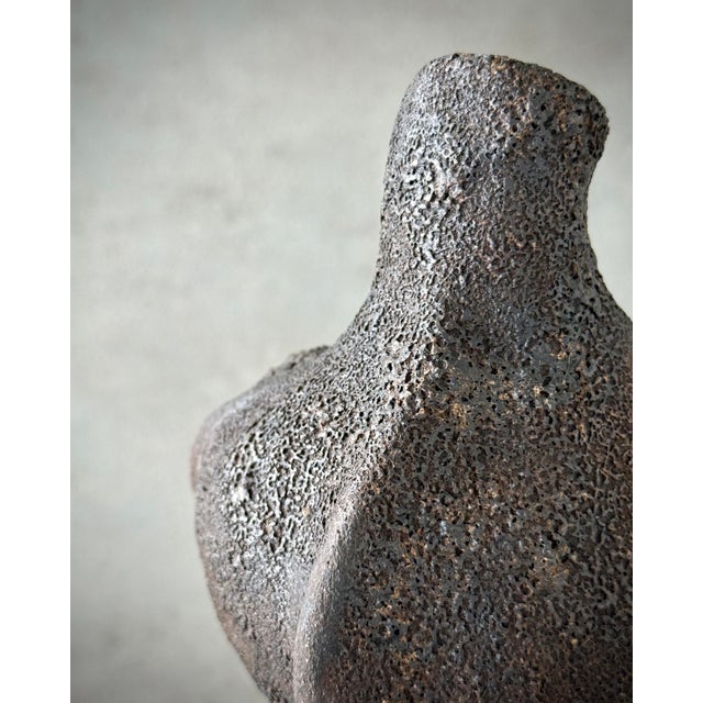 Telluric Bulb Sculptural Organic Vase in Handmade Ceramic by Pellizco Cerámica, in New conditions. Designed from 2000
