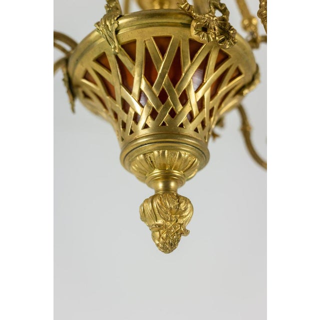 Louis XVI Style Chandelier in Gilded Bronze, 1900s For Sale - Image 4 of 17