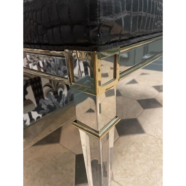 Contemporary Caracole Classic Silver and Gold Bench in Crocodile Pattern by Hickory Park For Sale - Image 3 of 6