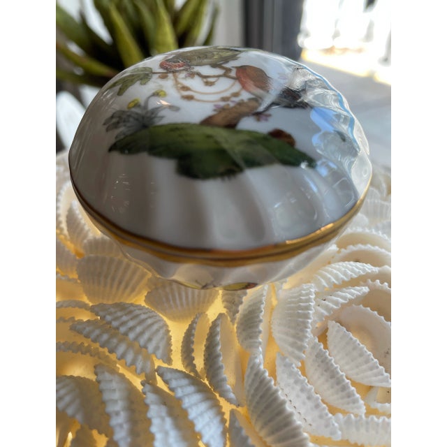 Traditional 1980s Herend Rothschild Bird Trinket Box For Sale - Image 3 of 3