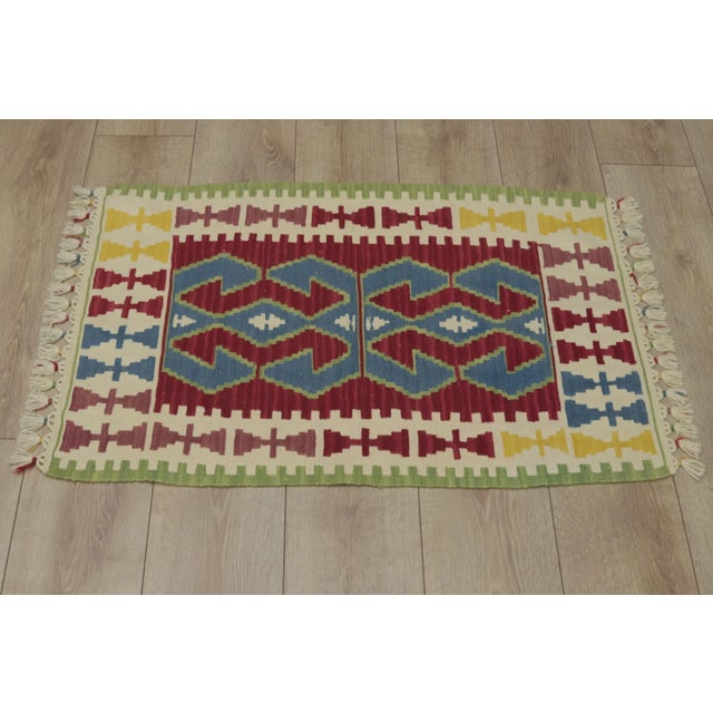 Size: 2 x 3.1 ft ( 63 x 94 cm) 24 x 37 inches Color: Organic Natural Dye ( White,Green,White,Red,Blue,Pink ) Material:...