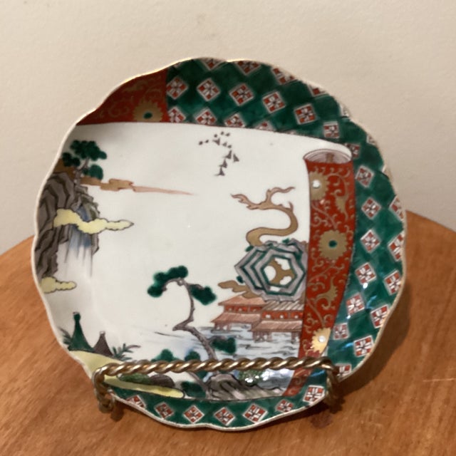 Antique Meiji Period Japanese Porcelain Imari Charger Overglazed Enamel For Sale - Image 12 of 12