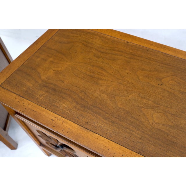 Pair Double Door Pierced Carved Doors Compartment Night Stands End Tables Mint For Sale - Image 14 of 17