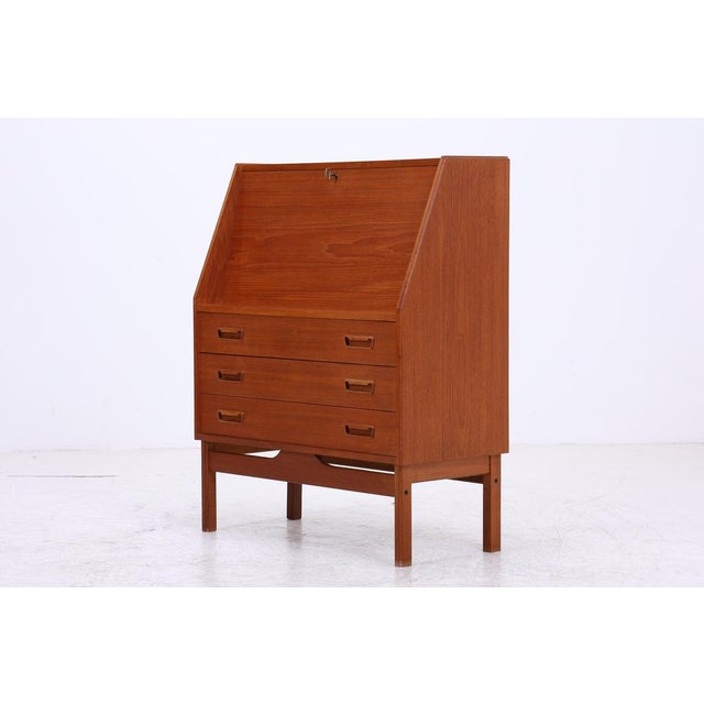 Vintage Danish Secretaire in Teak from Dyrlund For Sale - Image 17 of 18