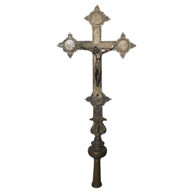 17th Century Italian Processional Cross in Bronze For Sale