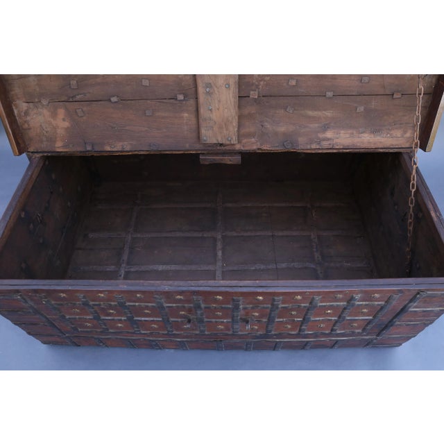 Large 19th-Century Anglo-English Coffee Table Trunk For Sale - Image 10 of 12