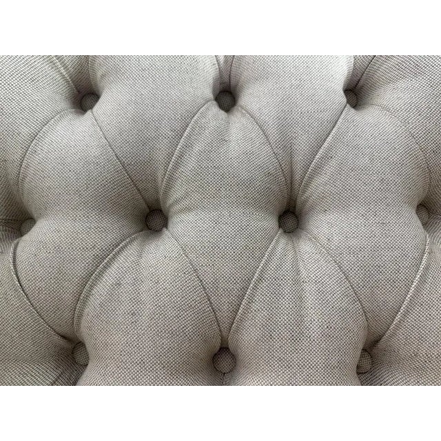 French Louis XV Style Tufted Chaise Lounge For Sale - Image 15 of 17