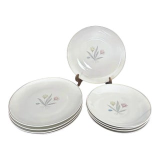Vintage Dinner Set by Bernardaud Limoges France in "Rêveries" Pattern 8 Pieces for 4 People For Sale