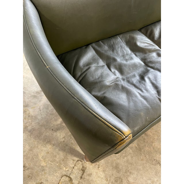 Illum Wikkelsø V12 Danish Modern Leather Sofa or Loveseat For Sale In Miami - Image 6 of 11